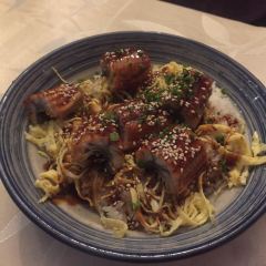 Jiang Tai WuEr (HuanQiu JinRong ZhongXin Restaurant) 여행 사진
