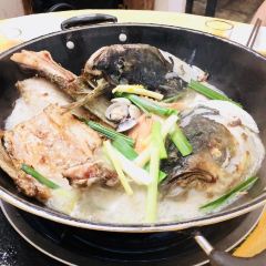 DE YUN JU User Photo