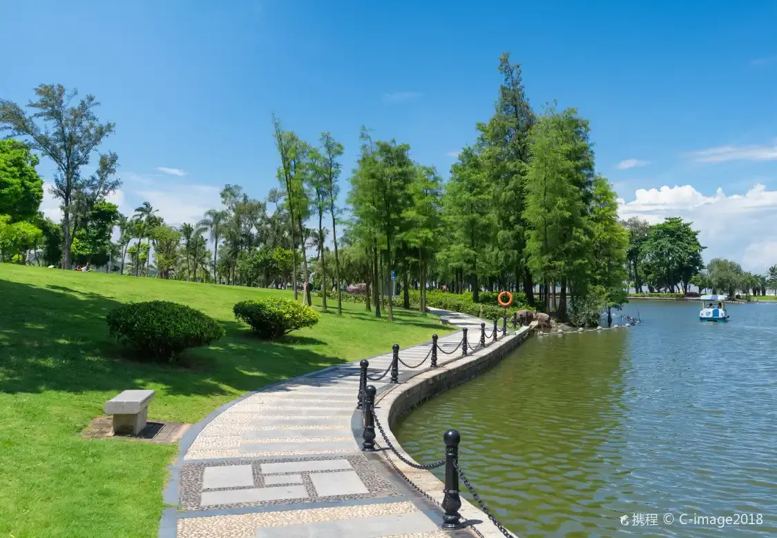 Hotel in zona Costal Park