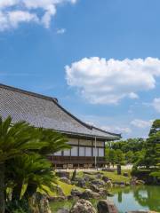 Ehemalige Burg Rikyu Nijo Ninomaru Garten