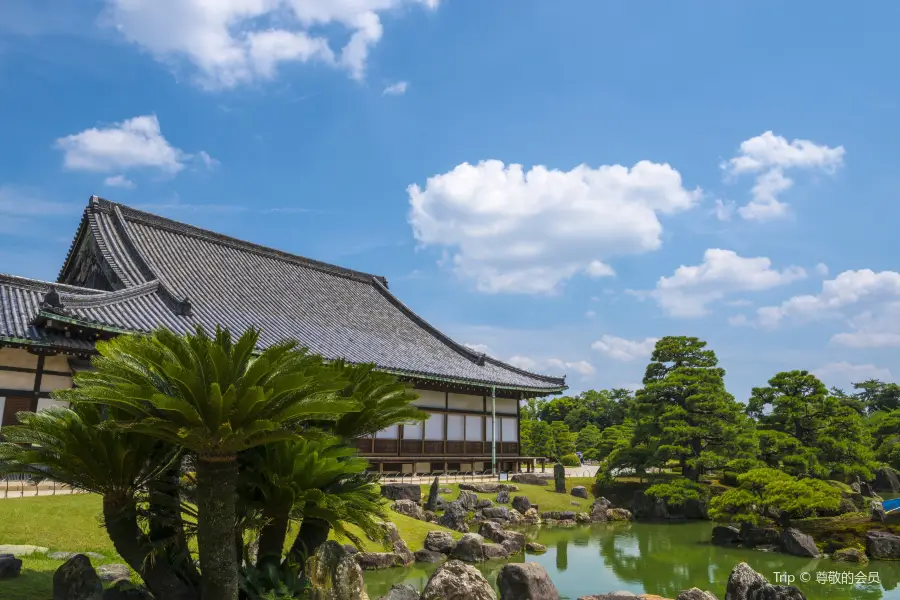 Ehemalige Burg Rikyu Nijo Ninomaru Garten