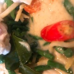 Thaise Snackbar Bird User Photo