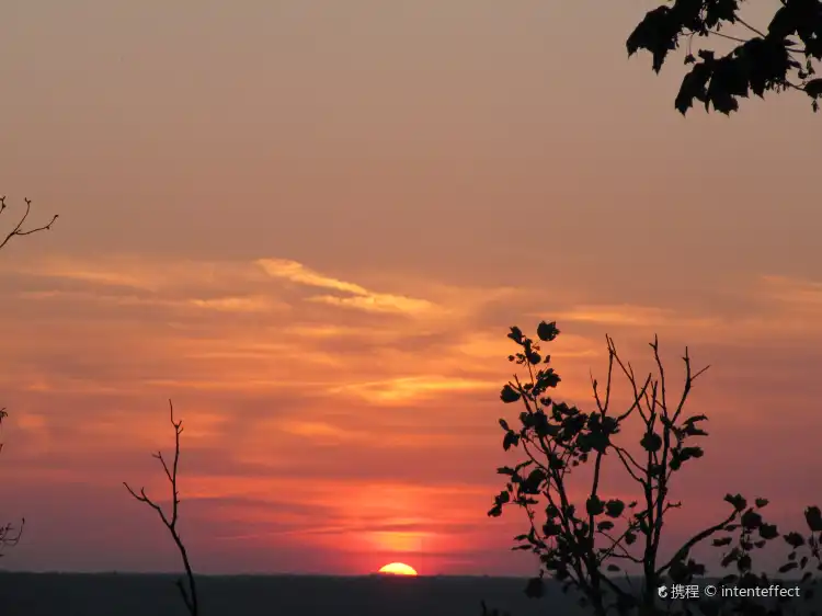 Hotels in Portage Lakes