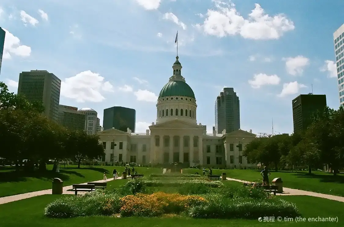Hotel berhampiran Old Courthouse