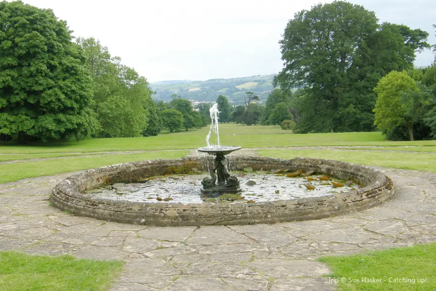 Knightshayes court