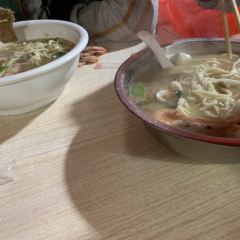 老太婆海鲜面 User Photo