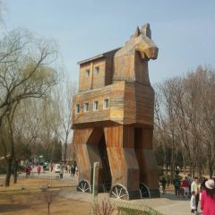BIN XIAN QING GONG SHENG YU GUAN User Photo