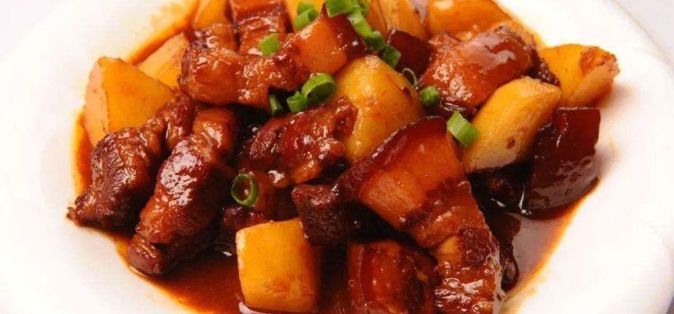 Wanxiangtaoyuanjiaribinguan