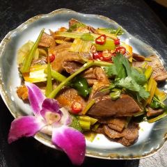 顶顶汤火牛排火锅店 User Photo