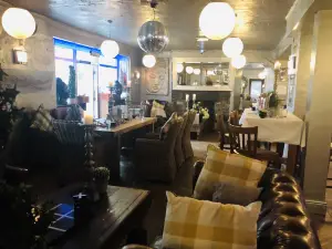 Village Inn