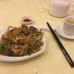 Donghuguojidajiudiandieshi Restaurant User Photo