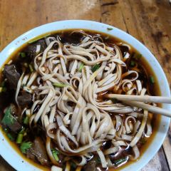 Laoshan Restaurant (zhufengdongluyifen) 여행 사진