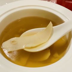 Sun Chateau On The Bund User Photo