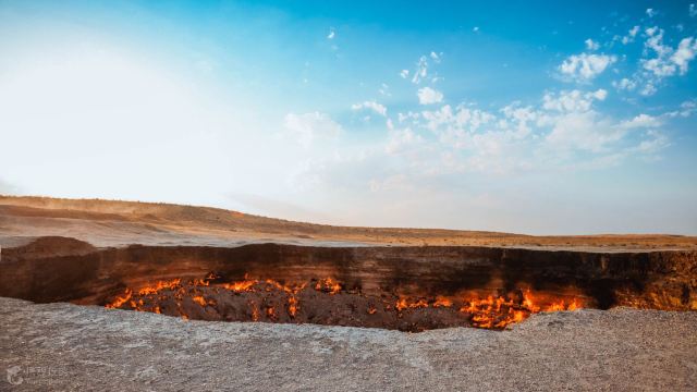 Top-10 Scariest Nature Adventures You Can Visit for Halloween 2021