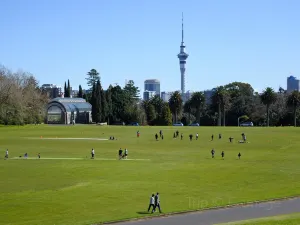 Parco Auckland Domain