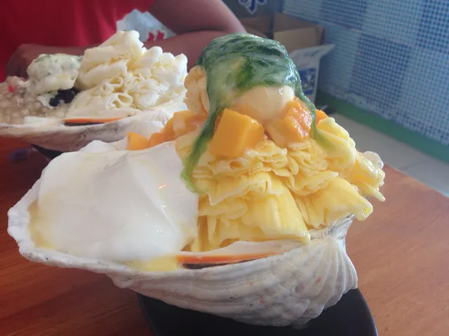 Green Island Around Taitung Is So Attractive and You Can go Snorkeling and Take A Bath in Hot Springs in The Seabed Here