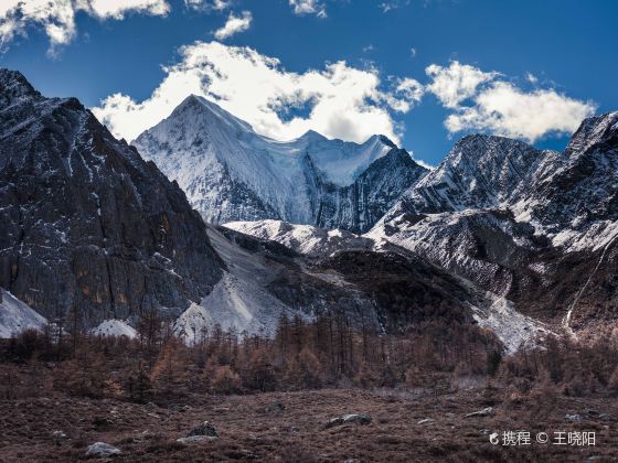 Daocheng Adin