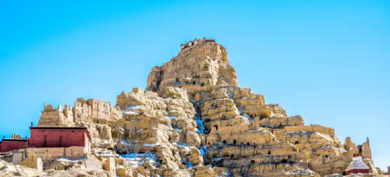 Hotels in Zanda