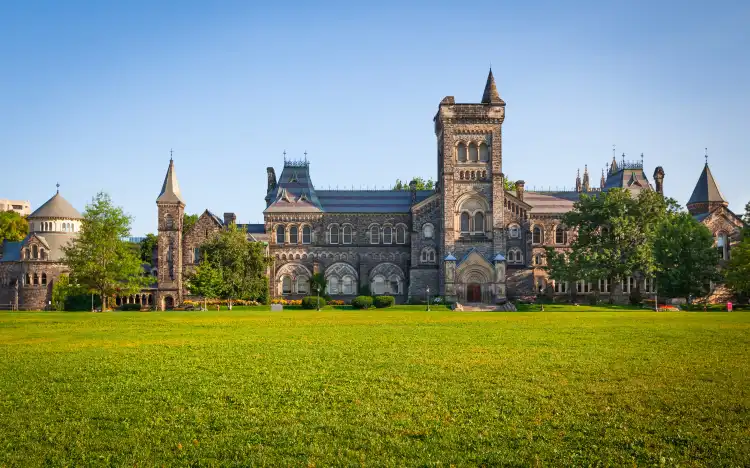 Các khách sạn gần University of Toronto