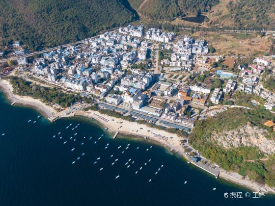 撫仙湖禄充風景区