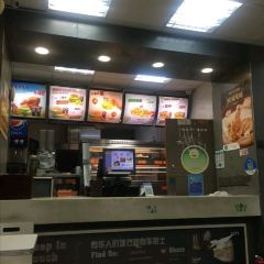 华莱士·全鸡汉堡(瓯北双塔2店) User Photo
