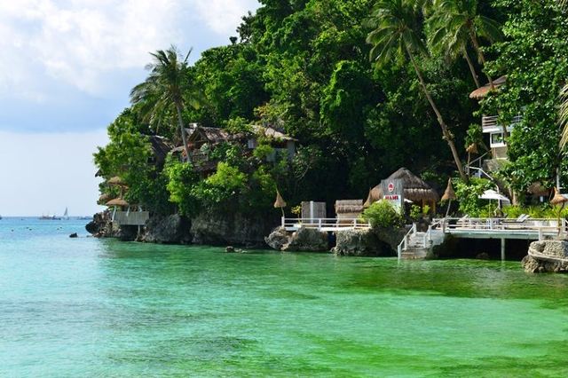 Diniwid Beach