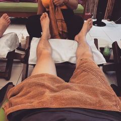 Thara Thong User Photo