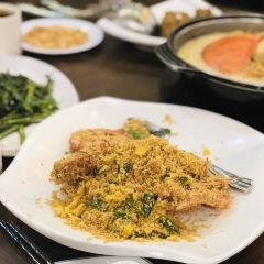 Old Airport Road Food Centre User Photo