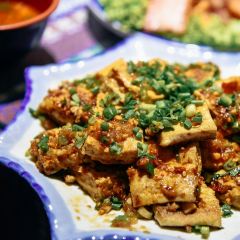 阿大妈腊排骨火锅(木府店) User Photo