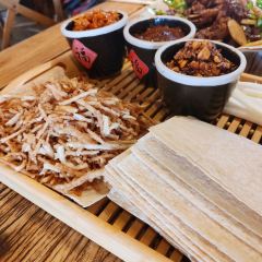花家地艺术餐厅(古城景区店) User Photo