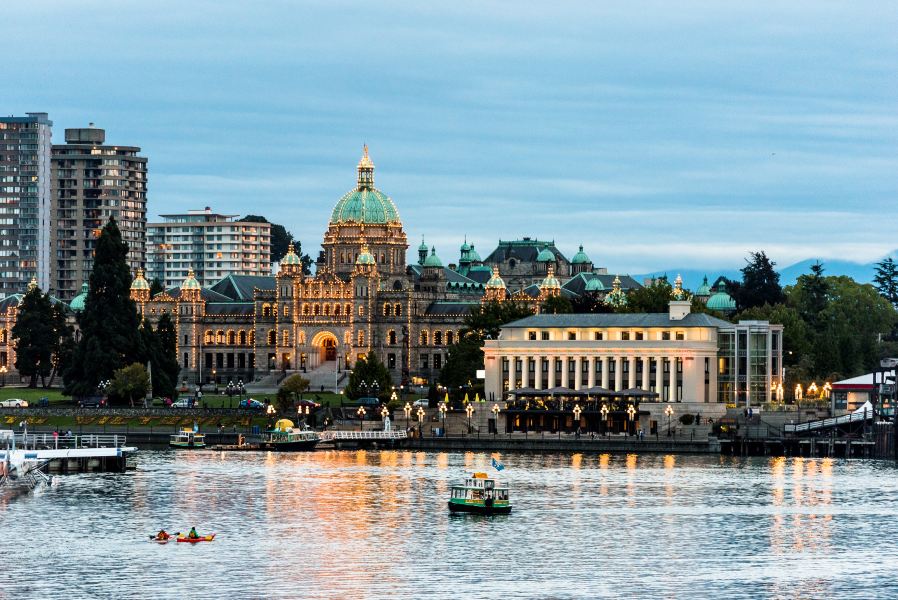 Georgetown to Victoria Flights