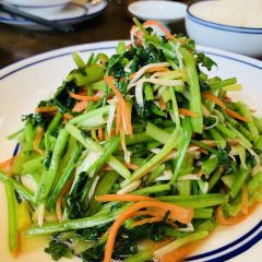 雷峰塔·藕香居餐厅 User Photo