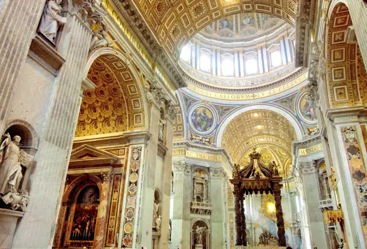 Hotels near St. Peter's Square