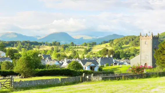 ทัวร์วันเดียว/ทัวร์หลายวัน Windermere + Bowness + Hawkshead + Grasmere ในสหราชอาณาจักร