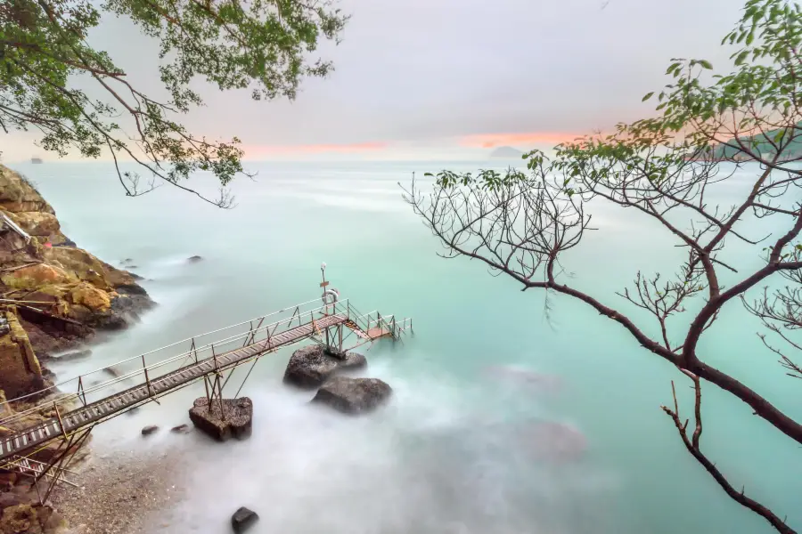 Sai Wan Swimming Shed