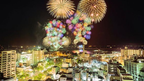 Kagoshima Kinko Bay Fireworks
