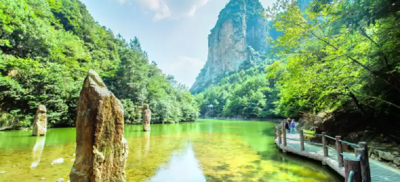 Hotels in Tiantai County