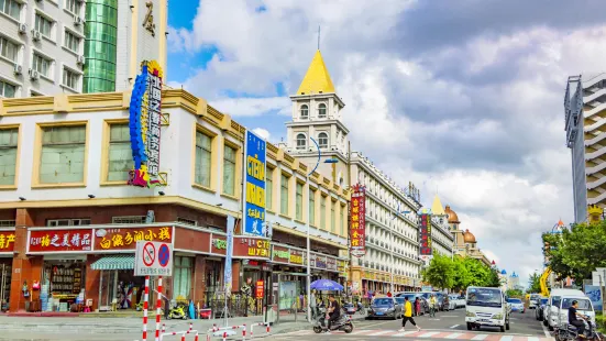 Zhong'e Shangmao Pedestrian Street