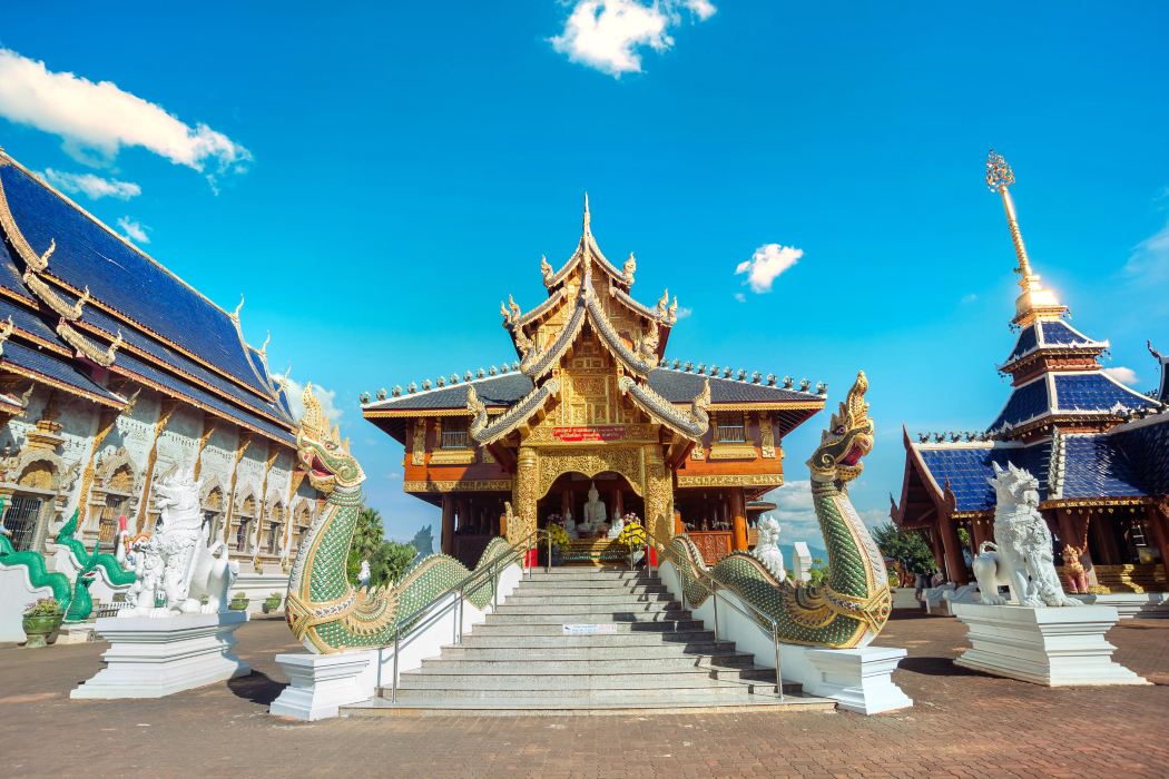 Compare 5 airports near Mae Taeng