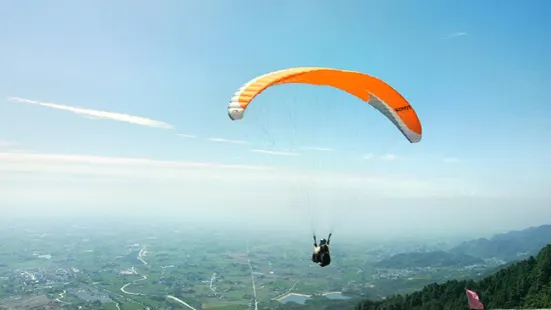 Jiulong Mountain Paragliding