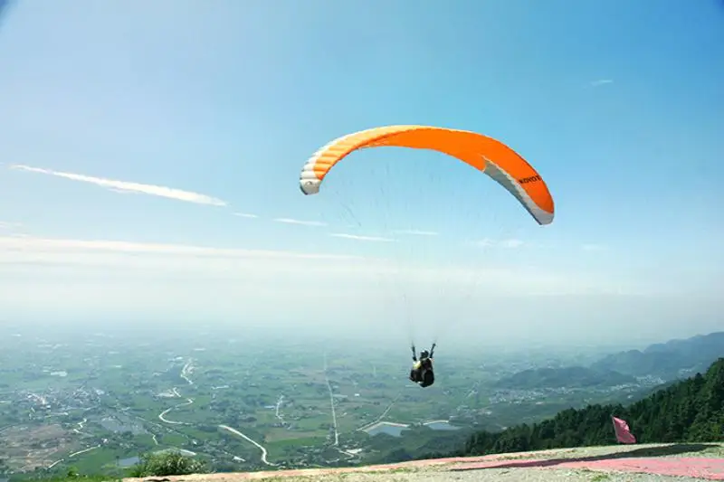 Jiulong Mountain Paragliding