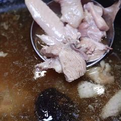 Jingrongjiulou●shengtaimincai (guangda) User Photo