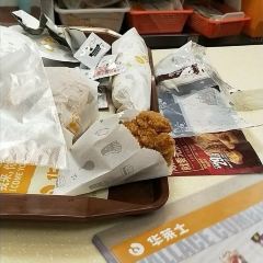 华莱士·全鸡汉堡(景宁店) User Photo