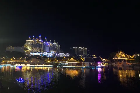 강변 야시장