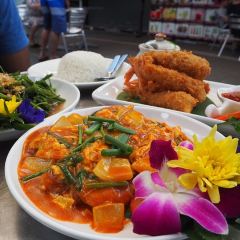 May & Zin Restaurant User Photo