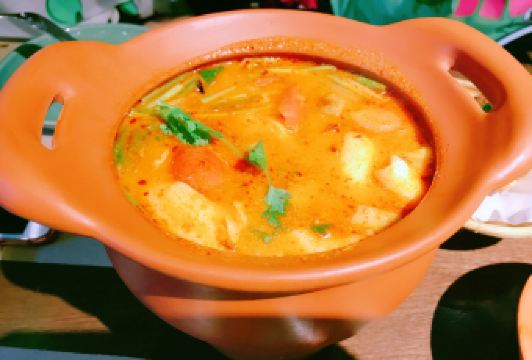 Kumpoon Central world User Photo