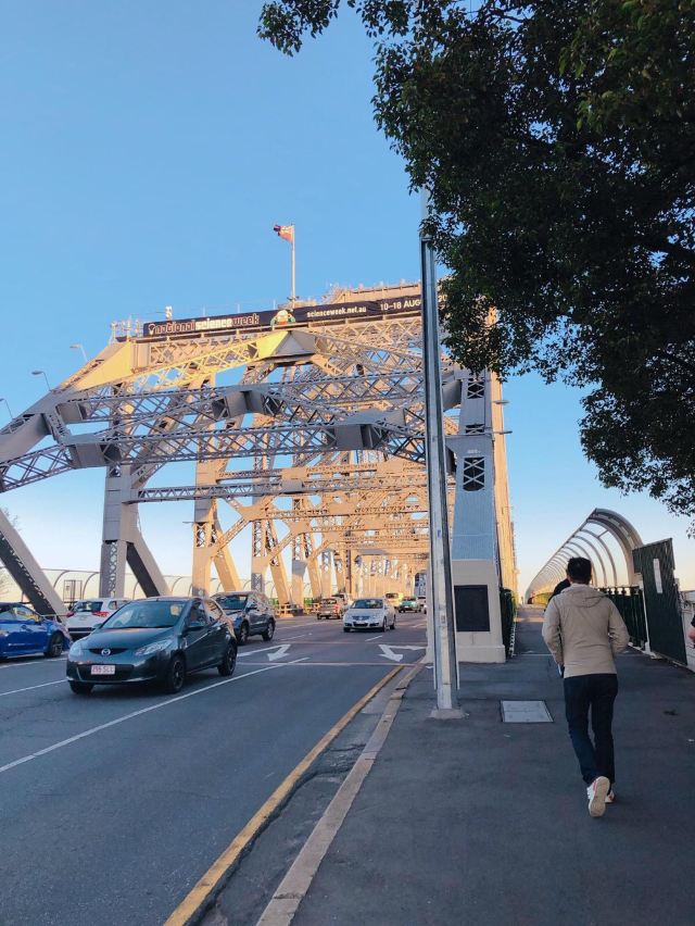 스토리 브릿지
