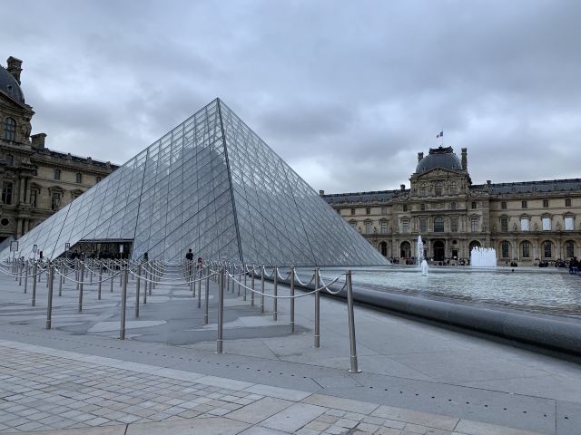 Louvre Museum