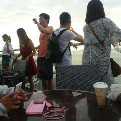 Sky Blu Bar User Photo