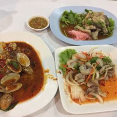 Hua Raw Night Market User Photo